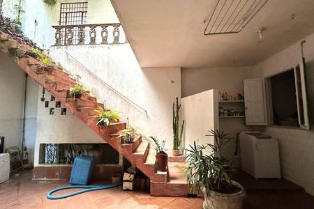 Casa à venda com 600m², 6 quartos e 2 vagasÁrea de Serviço