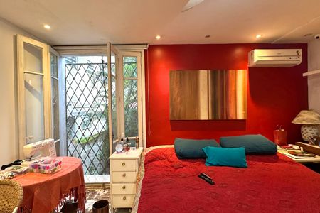 Casa à venda com 600m², 6 quartos e 2 vagasSuíte