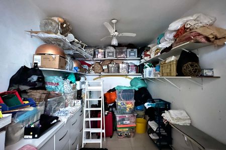 Casa à venda com 600m², 6 quartos e 2 vagasÁrea de Serviço