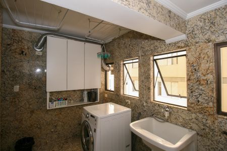 Apartamento para alugar com 315m², 3 quartos e 2 vagasÁrea de Serviço