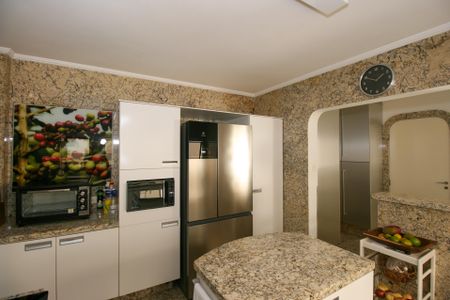 Apartamento para alugar com 315m², 3 quartos e 2 vagasCozinha