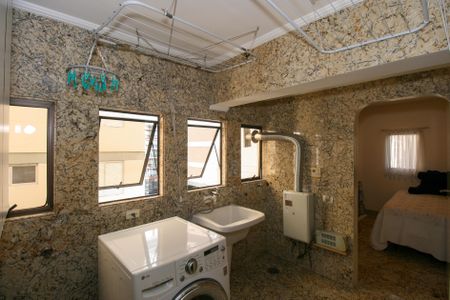 Apartamento para alugar com 315m², 3 quartos e 2 vagasÁrea de Serviço