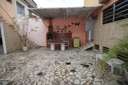 Casa à venda com 350m², 5 quartos e 2 vagasÁrea gourmet - Churrasqueira