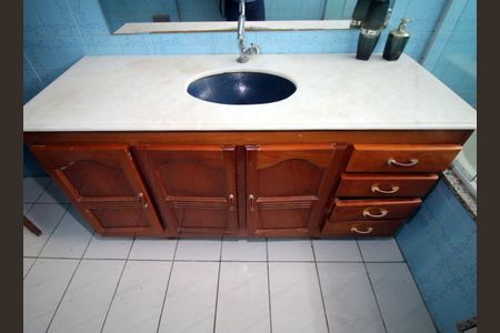 Casa à venda com 350m², 5 quartos e 2 vagasBanheiro da Suíte