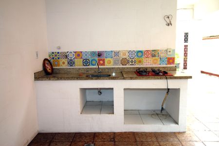 Casa à venda com 350m², 5 quartos e 2 vagasÁrea gourmet