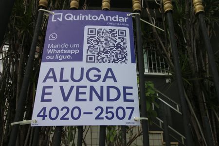 Casa à venda com 350m², 5 quartos e 2 vagasPlaca