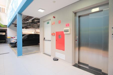 Apartamento para alugar com 45m², 2 quartos e 1 vagaÁrea comum