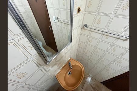 Casa à venda com 84m², 3 quartos e 2 vagasBanheiro Social 2