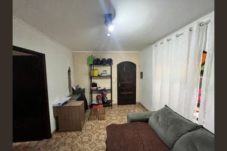 Casa à venda com 84m², 3 quartos e 2 vagasSala