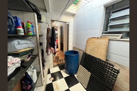 Casa à venda com 84m², 3 quartos e 2 vagasÁrea de Serviço