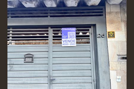 Casa à venda com 84m², 3 quartos e 2 vagasFachada