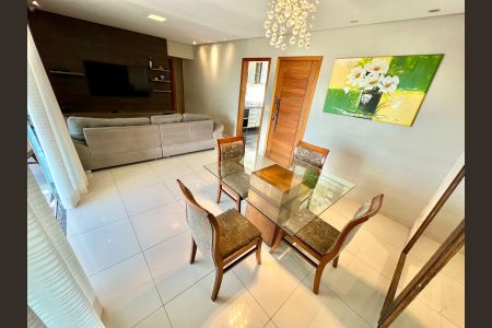 Apartamento à venda com 120m², 4 quartos e 3 vagasSala