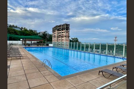 Apartamento à venda com 120m², 4 quartos e 3 vagasÁrea comum - Piscina 