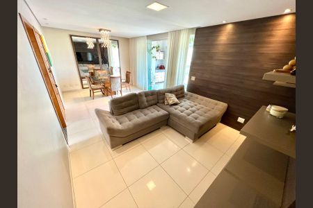 Apartamento à venda com 120m², 4 quartos e 3 vagasSala