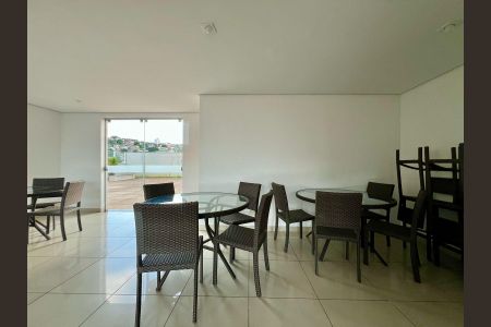 Apartamento à venda com 120m², 4 quartos e 3 vagasÁrea comum - Salão de festas