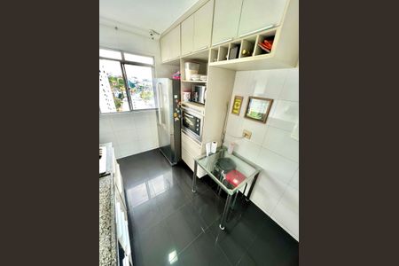 Apartamento à venda com 120m², 4 quartos e 3 vagasCozinha