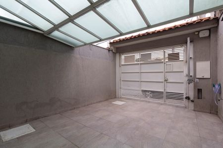 Casa à venda com 95m², 2 quartos e 2 vagasGaragem