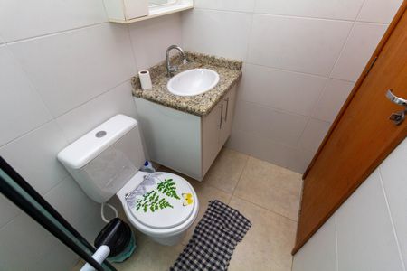 Casa à venda com 95m², 2 quartos e 2 vagasBanheiro Suíte 1