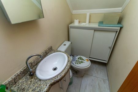 Casa à venda com 95m², 2 quartos e 2 vagasLavabo