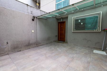 Casa à venda com 95m², 2 quartos e 2 vagasGaragem