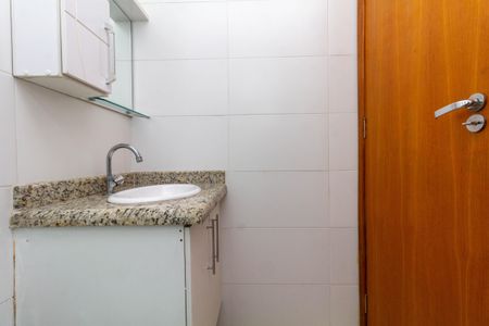 Casa à venda com 95m², 2 quartos e 2 vagasBanheiro Suíte 2
