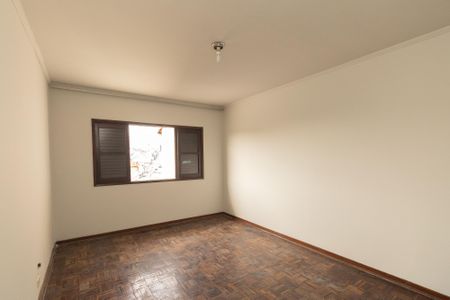 Casa à venda com 172m², 5 quartos e 4 vagasSuite