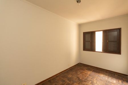 Casa à venda com 172m², 5 quartos e 4 vagasQuarto 1