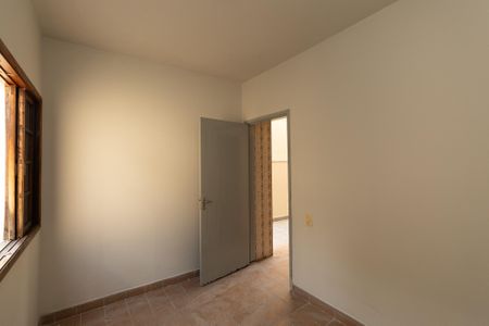 Casa à venda com 172m², 5 quartos e 4 vagasQuarto 3