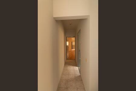 Casa à venda com 172m², 5 quartos e 4 vagasCorredor