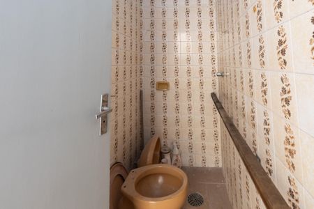 Casa à venda com 172m², 5 quartos e 4 vagasBanheiro de Serviço