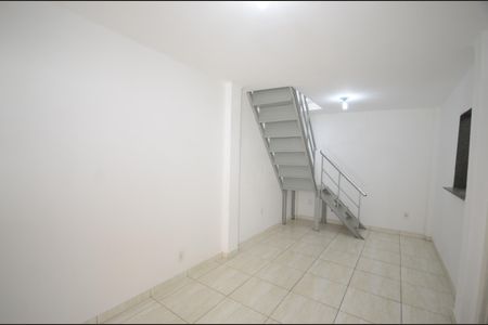 Casa para alugar com 37m², 1 quarto e 1 vagaSala