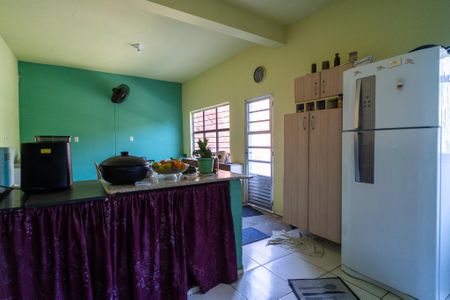 Casa para alugar com 390m², 6 quartos e 5 vagasCozinha