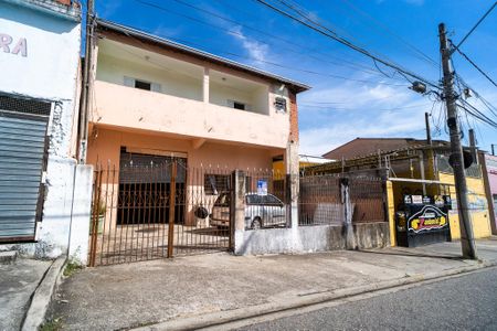 Casa para alugar com 390m², 6 quartos e 5 vagasFachada