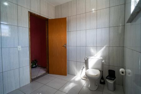 Casa para alugar com 390m², 6 quartos e 5 vagasBanheiro 2