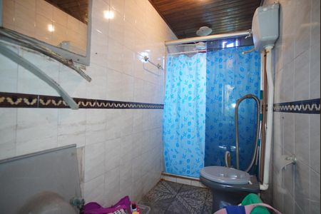 Casa à venda com 300m², 3 quartos e 3 vagasBanheiro da Suíte