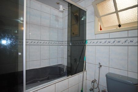 Casa à venda com 300m², 3 quartos e 3 vagasBanheiro Corredor