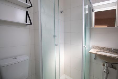 Banheiro de kitnet/studio à venda com 1 quarto, 34m² em Parada Inglesa, São Paulo