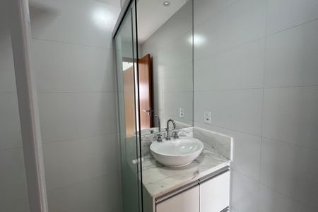 Apartamento para alugar com 75m², 2 quartos e 1 vagaBanheiro Suíte