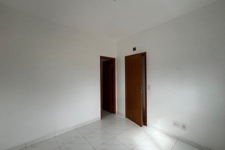 Apartamento para alugar com 75m², 2 quartos e 1 vagaSuíte