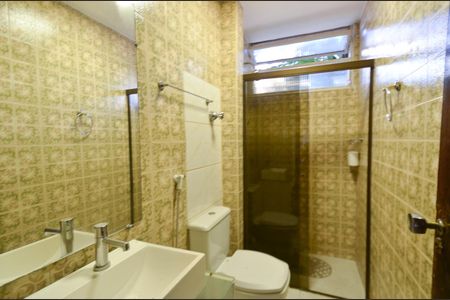 Apartamento à venda com 115m², 3 quartos e 1 vaga Apartamento à venda com 115m², 3 quartos e 1 vagaBanheiro Social