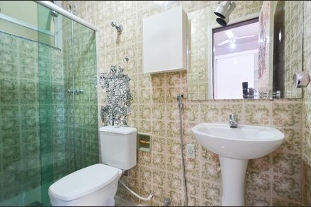 Apartamento à venda com 115m², 3 quartos e 1 vaga Apartamento à venda com 115m², 3 quartos e 1 vagaBanheiro da Suíte