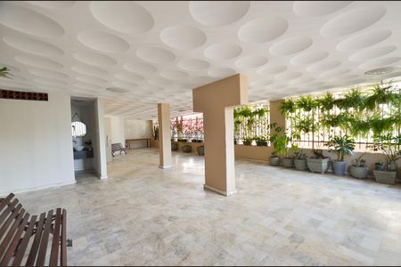 Apartamento à venda com 115m², 3 quartos e 1 vaga Apartamento à venda com 115m², 3 quartos e 1 vagaÁrea comum - Salão de festas