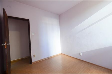Apartamento à venda com 115m², 3 quartos e 1 vaga Apartamento à venda com 115m², 3 quartos e 1 vagaQuarto 2
