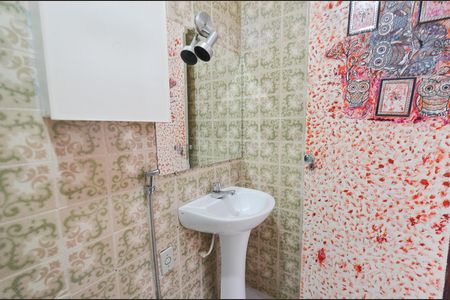 Apartamento à venda com 115m², 3 quartos e 1 vaga Apartamento à venda com 115m², 3 quartos e 1 vagaBanheiro da Suíte