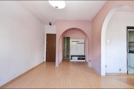 Apartamento à venda com 115m², 3 quartos e 1 vaga Apartamento à venda com 115m², 3 quartos e 1 vagaSala