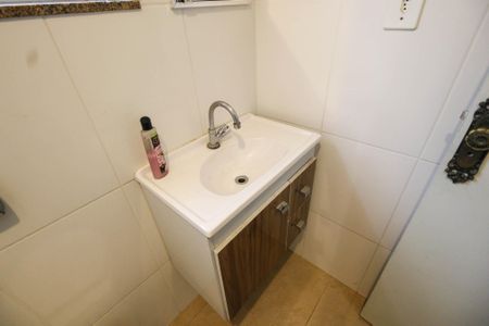 Apartamento à venda com 67m², 2 quartos e 1 vagaBanheiro