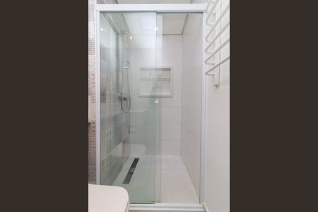 Apartamento à venda com 80m², 2 quartos e 1 vagaSuíte - Banheiro