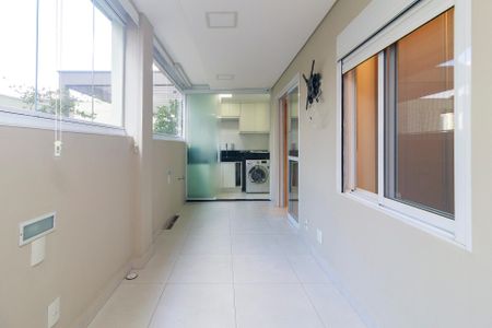 Apartamento à venda com 80m², 2 quartos e 1 vagaSala - Varanda