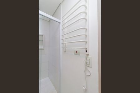 Apartamento à venda com 80m², 2 quartos e 1 vagaSuíte - Banheiro