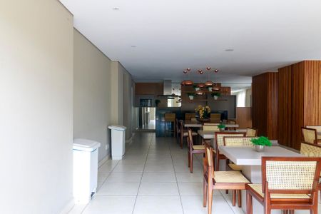 Apartamento à venda com 80m², 2 quartos e 1 vagaSalão de Festas